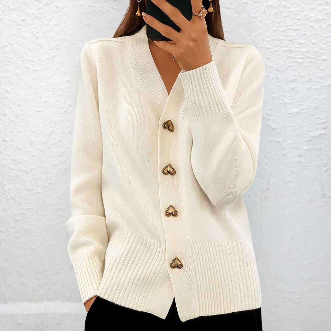 Lydia™ | Pullover elegante com botões em forma de coração