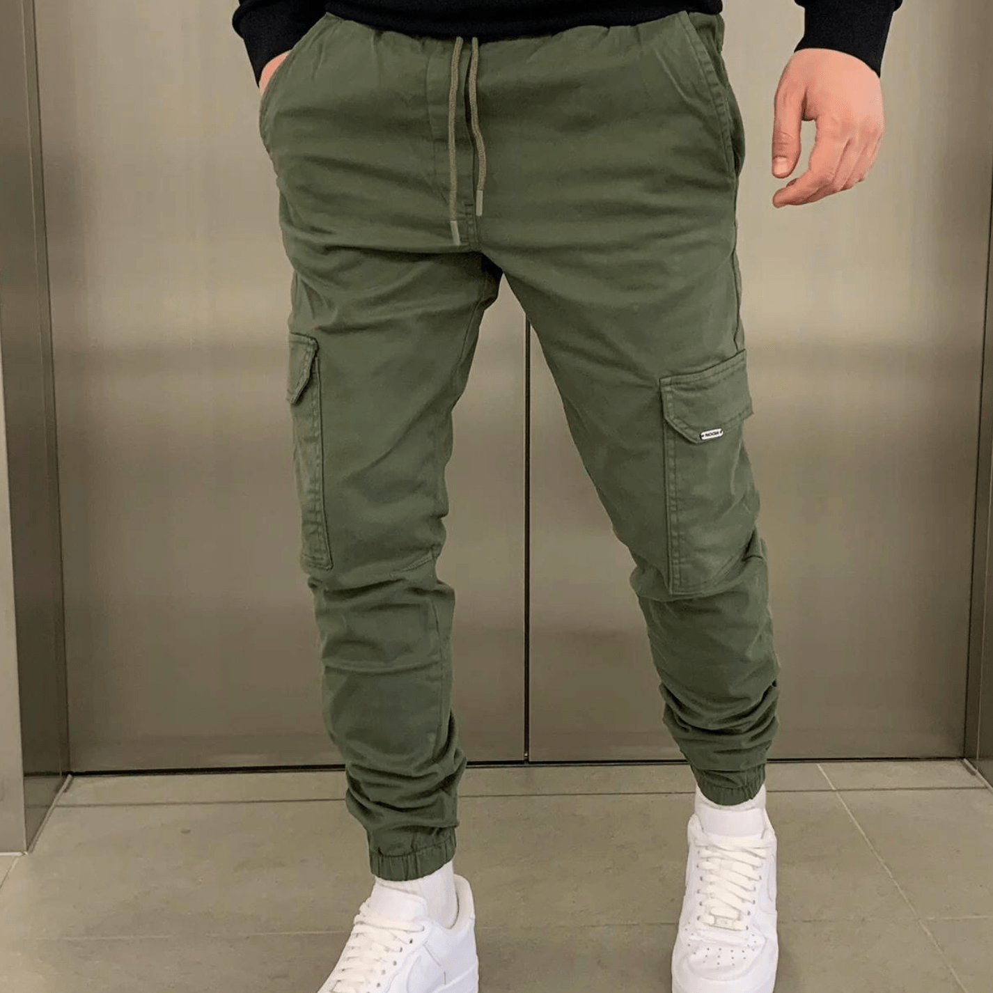 William – Calças Jogger Cargo Elegantes e Práticas