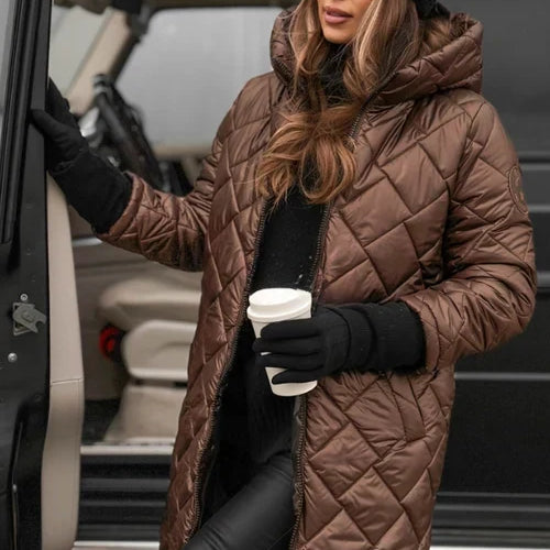 Amber | Casaco Elegante de Plumas com Capuz